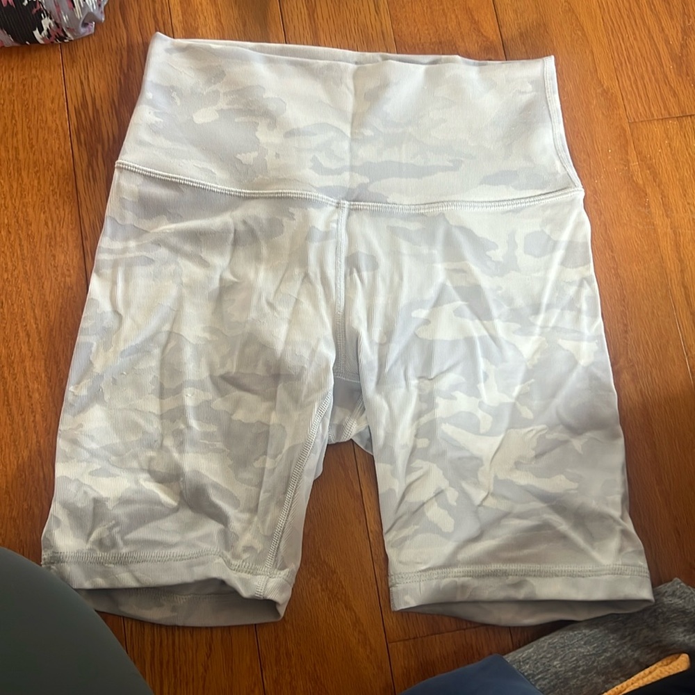 Lululemon biker shorts